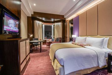 Готель Millennium Court, - Marriott Executive 4*