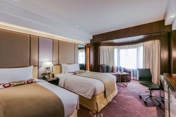 Готель Millennium Court, - Marriott Executive 4*