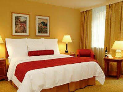 Millennium Court, - Marriott Executive Готель Будапешт